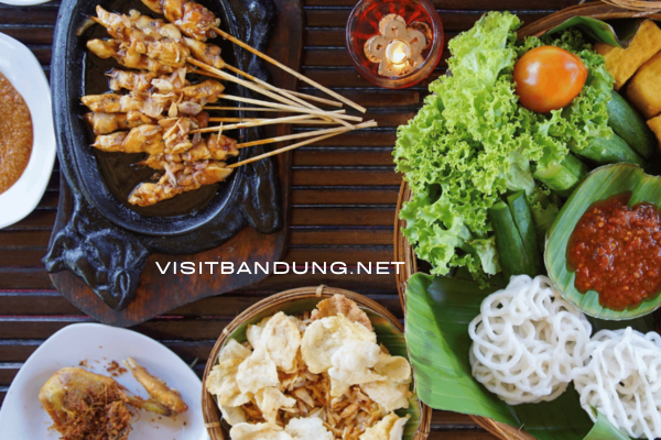 7 Makanan Tradisional Bandung: Keberagaman Rasa dan Tradisi